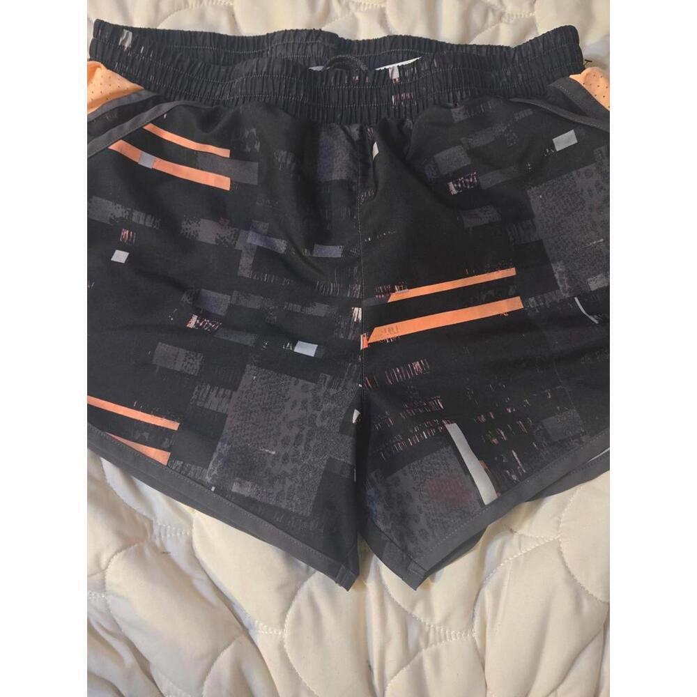 Under Armour Loose Fit HeatGear Athletic Shorts